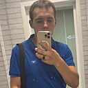 Знакомства: Макс, 24 года, Курган