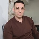 Знакомства: Den, 33 года, Париж