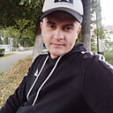 Знакомства: Евгений, 28 лет, Людиново