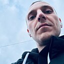 Знакомства: Андрей, 26 лет, Луга