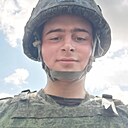 Знакомства: Артём, 22 года, Жлобин