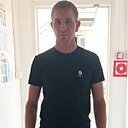 Знакомства: Юрий, 38 лет, Новый Уренгой