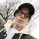 Знакомства: Дима, 18 лет, Узловая