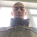 Знакомства: Даниил, 21 год, Абакан