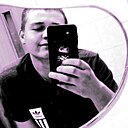 Знакомства: Валера, 22 года, Сосновый Бор