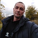 Знакомства: Виталий, 44 года, Карнауховка