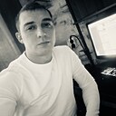 Знакомства: Александр, 32 года, Братск