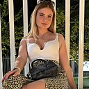 Знакомства: Яна, 22 года, Калуга