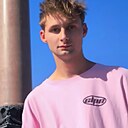 Знакомства: Илья, 24 года, Мозырь