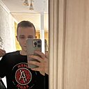 Знакомства: Богдан, 23 года, Феодосия