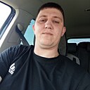 Знакомства: Макс, 32 года, Упорово