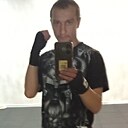 Знакомства: Yarik, 33 года, Омск