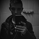 Знакомства: Валентин, 21 год, Могилев