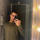 Знакомства: Кирилл, 21 год, Мурманск