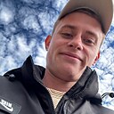 Знакомства: Александр, 22 года, Новомосковск