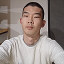 Знакомства: Виктор, 25 лет, Волжский