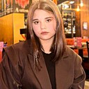 Знакомства: София, 18 лет, Новосибирск