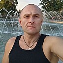 Знакомства: Максим, 43 года, Луганск