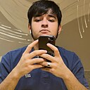 Знакомства: Максим, 20 лет, Саратов