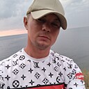 Знакомства: Максим, 31 год, Луганск