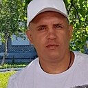 Знакомства: Максим, 42 года, Восток