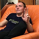 Знакомства: Александр, 24 года, Рудный