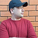 Знакомства: Олег, 33 года, Темрюк