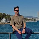 Знакомства: Виктор, 28 лет, Москва