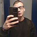 Знакомства: Артём, 23 года, Краснознаменск