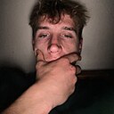 Знакомства: Cosmin, 20 лет, Iași