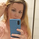 Знакомства: Карина, 35 лет, Санкт-Петербург