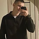 Знакомства: Артём, 21 год, Ставрополь
