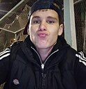 Знакомства: Денис, 20 лет, Москва