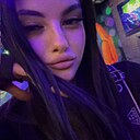 Знакомства: Ника, 21 год, Донецк