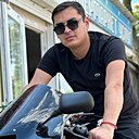 Знакомства: Артём, 30 лет, Новошахтинск