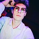 Знакомства: Александр, 23 года, Подольск