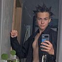 Знакомства: Кирилл, 18 лет, Орел