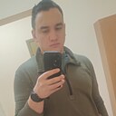 Знакомства: Илья, 23 года, Магадан