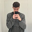 Знакомства: Maks, 18 лет, Люблин