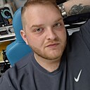 Знакомства: Михаил, 28 лет, Мариуполь