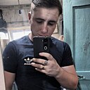 Знакомства: Андрей, 25 лет, Исетское