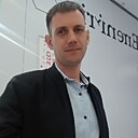 Знакомства: Максим, 32 года, Ульяновск