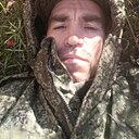 Знакомства: Илья, 31 год, Бикин