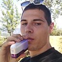 Знакомства: Виталий, 20 лет, Ялта