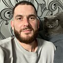 Знакомства: Артем, 31 год, Белово