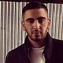 Знакомства: Гор, 20 лет, Светлоград