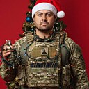 Знакомства: Макс, 35 лет, Симферополь