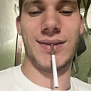 Знакомства: Денис, 20 лет, Елабуга