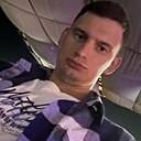 Знакомства: Виталик, 28 лет, Пермь