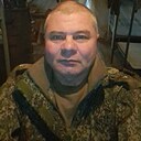 Знакомства: Виктор, 45 лет, Луга